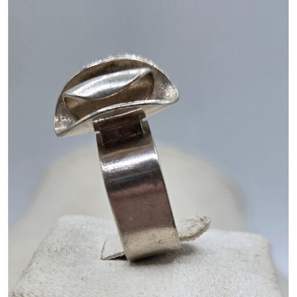Chunky Abstract Style Size 5 Stamped 925 Sterling Ring - Picture 4 of 7